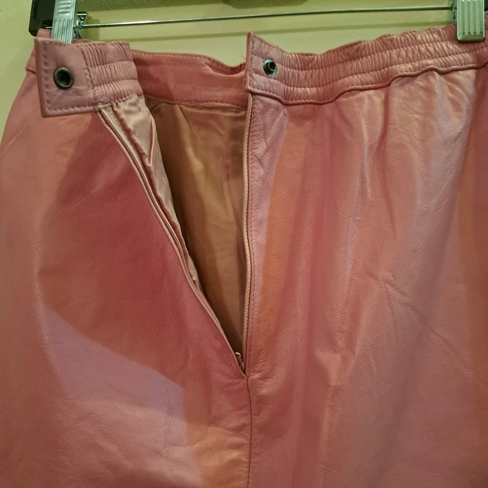 Vintage Pink Leather Pencil Skirt High Waisted Midi with Pockets Waist 30" - Picture 9 of 13